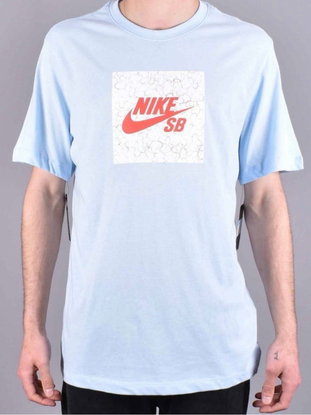 Nike SB Dorm Room Red Eyes Ice Blue Graphic Skate Tee T Shirt-Men’s XL